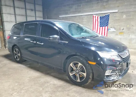 2019 Honda Odyssey Touring z USA, uszkodzony, nr VIN 5FNRL6H81KB041494
